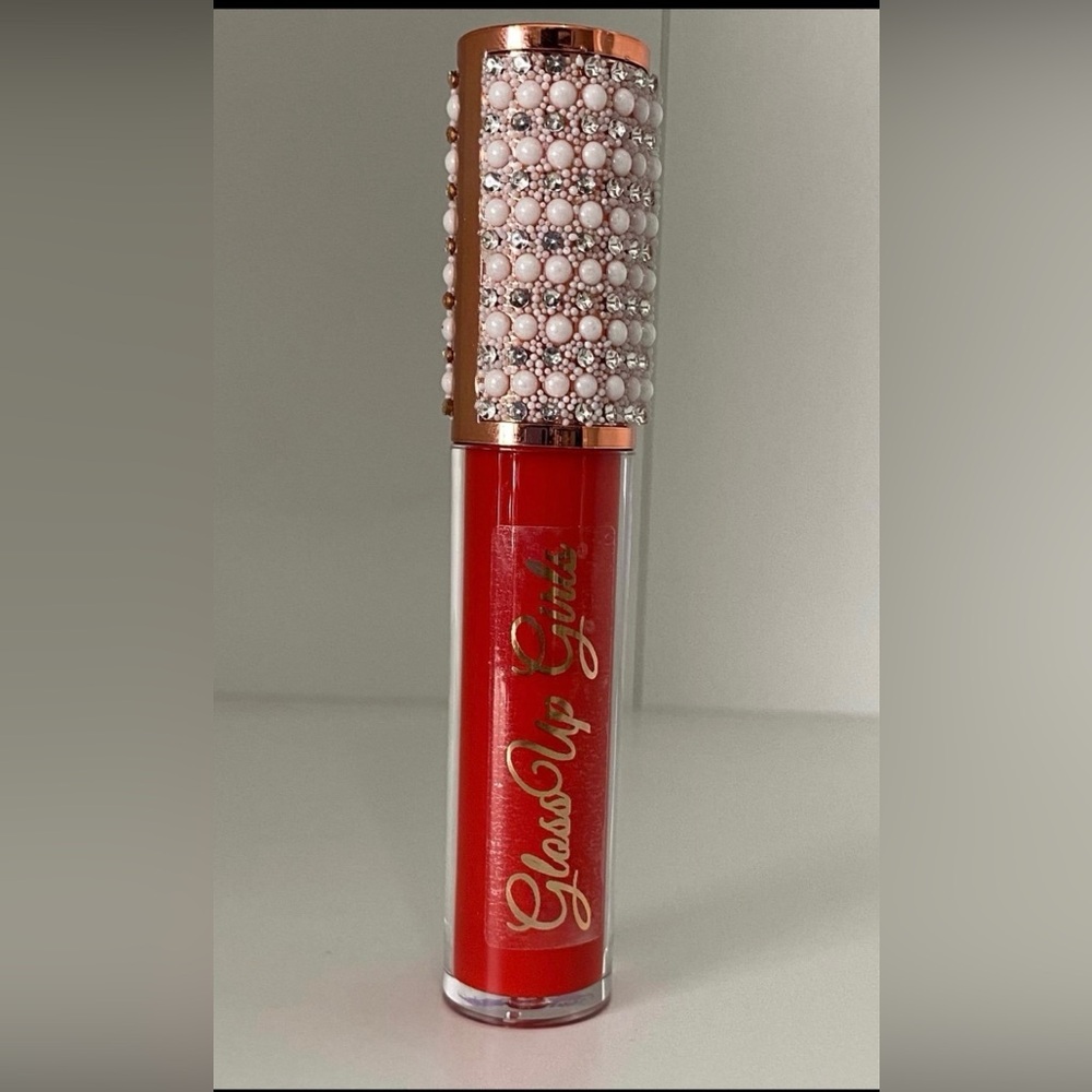 Lip gloss pearl wand
